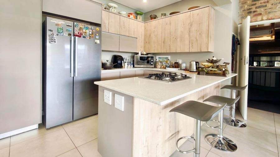 3 Bedroom Property for Sale in Van Der Hoff Park North West